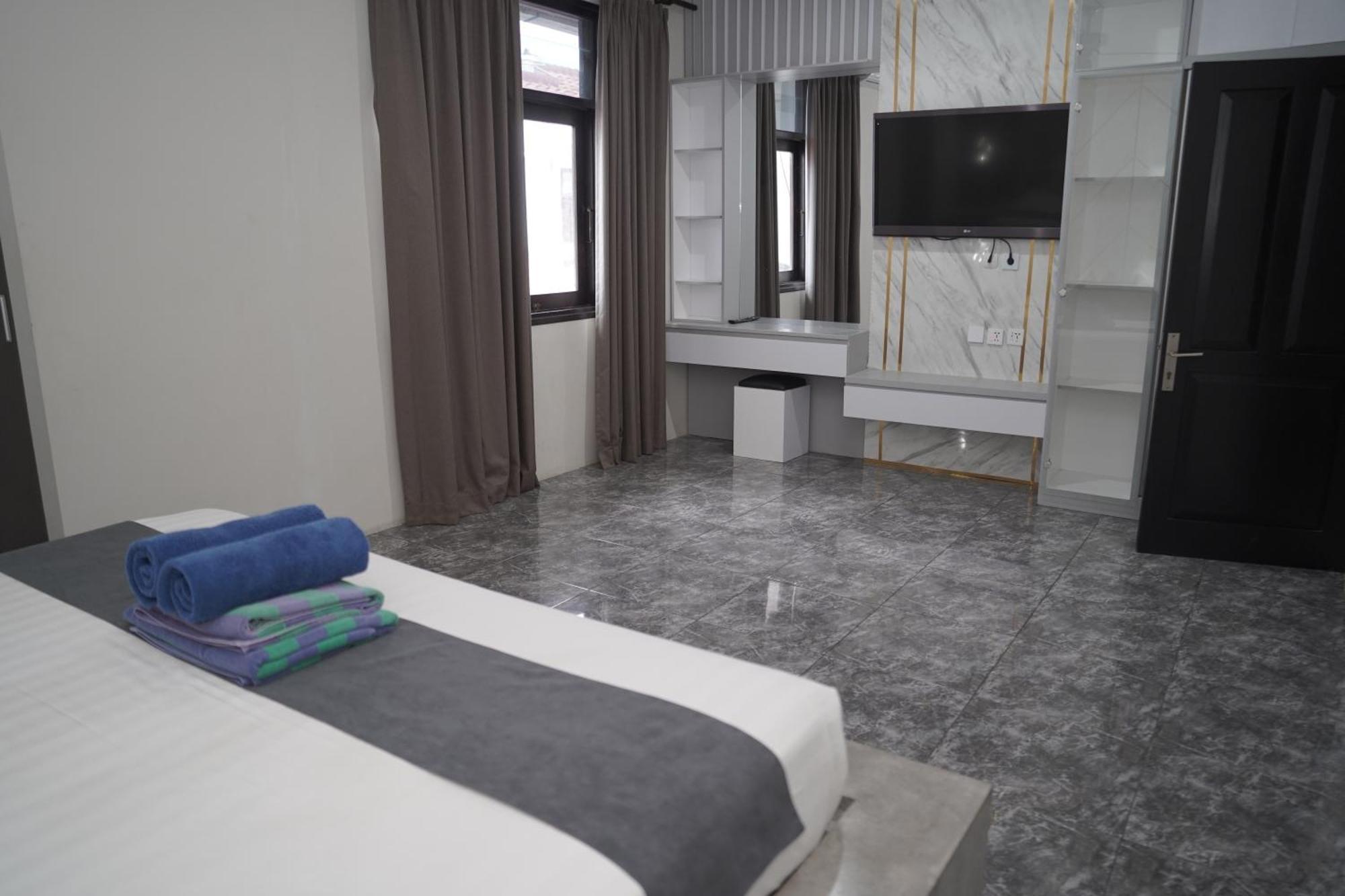 4 Bedroom Villa Kuta Regency B10 Exteriör bild
