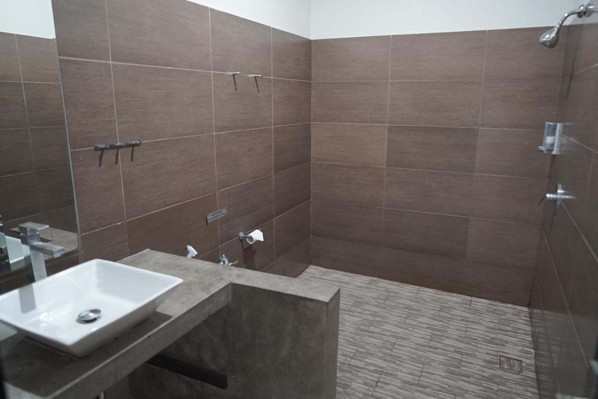 4 Bedroom Villa Kuta Regency B10 Exteriör bild
